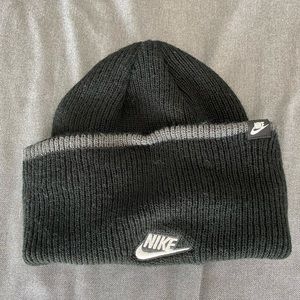COPY - Nike beanie